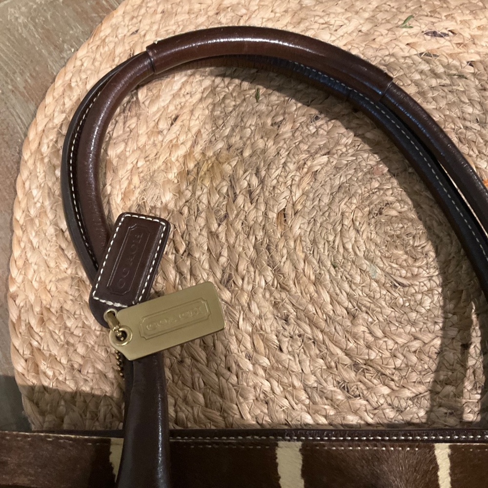 Coach Stunning Brown & Cream Calf Animal Hide Leather purse -NWOT - Picture 3 of 8